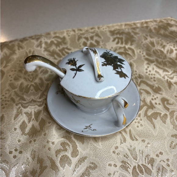 Other - Vintage Porcelain Sugar Bowl Set,Complete With Lid And Matching Small Spoon.